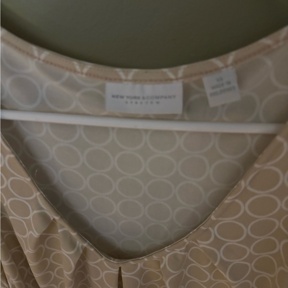 NY&CO Tank - Picture 2 of 4